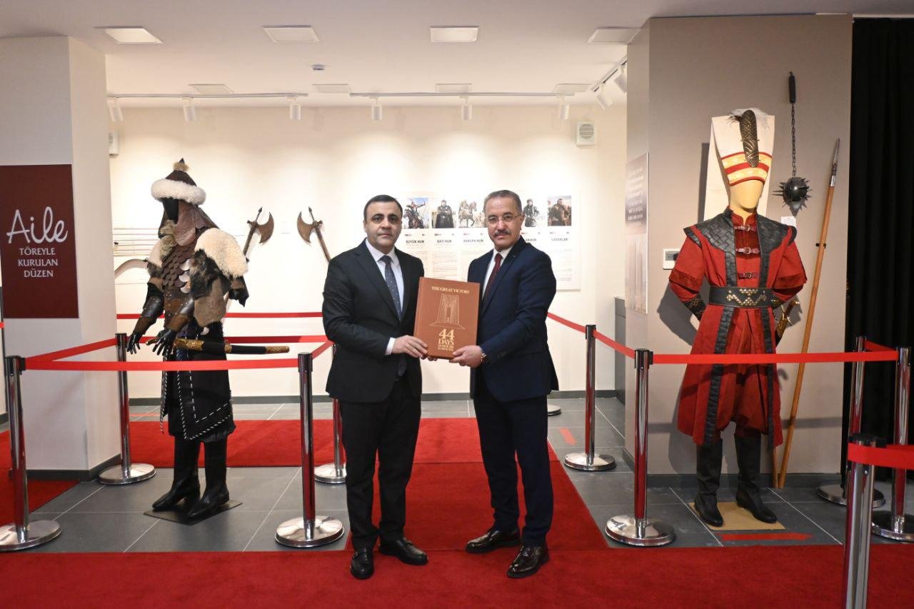 AZERBAYCANIN KARABAĞ ZAFERİ TÜRKİYEDEKİ 